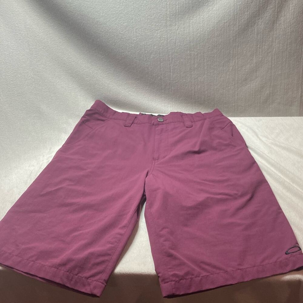 Oakley Maroon flat front shorts size 32W